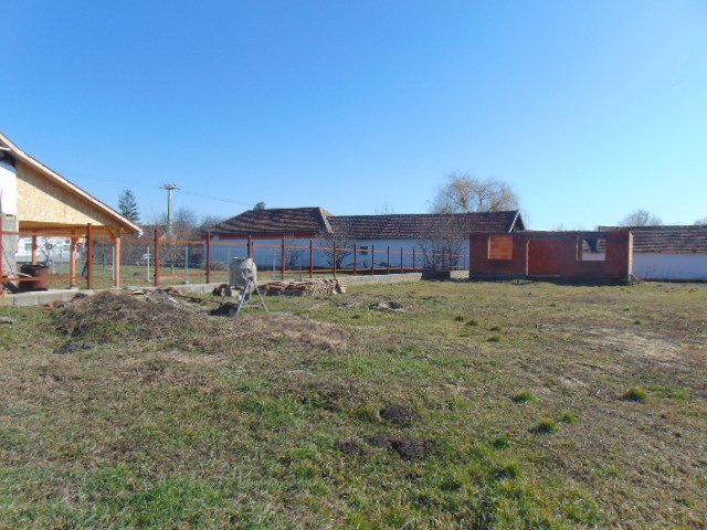 Eladó családi ház Abádszalókon, 717 m² – 15