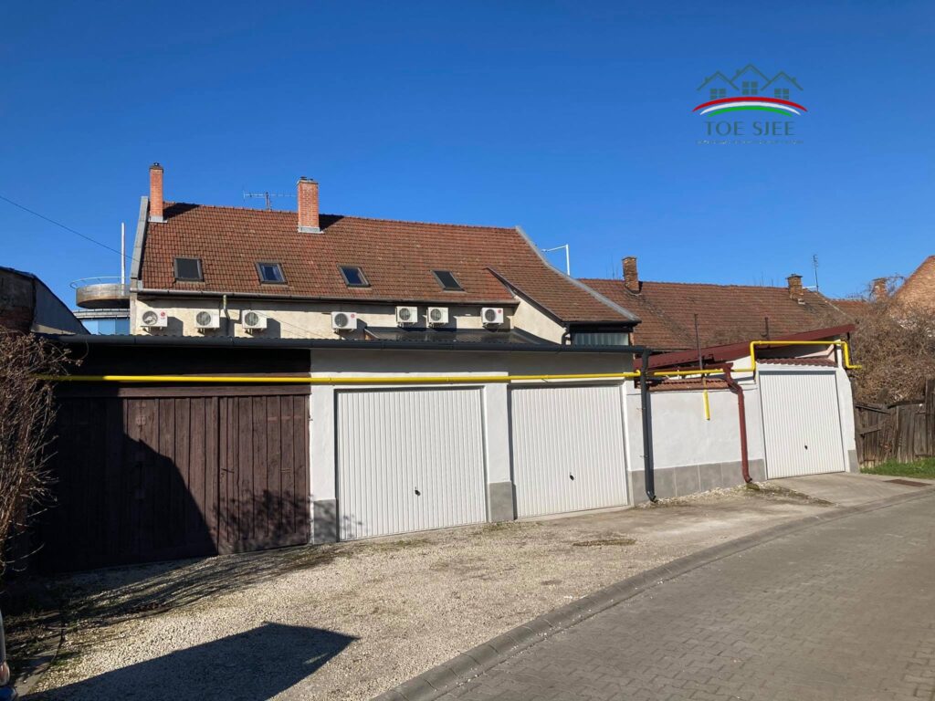 Eengezinswoning van 296 m² te koop in Szolnok, perceel van 345 m² – 5