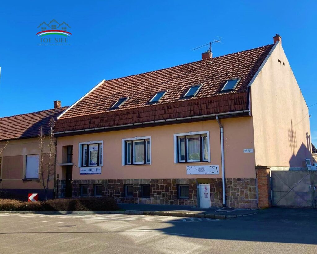 Eengezinswoning van 296 m² te koop in Szolnok, perceel van 345 m² – 6