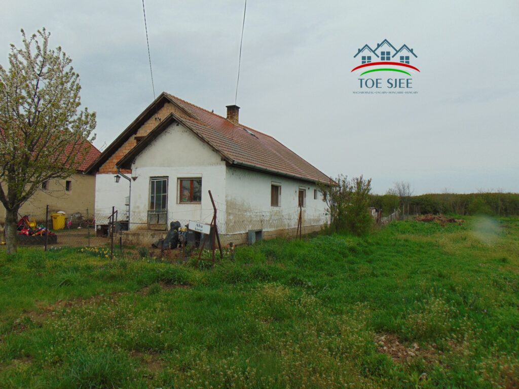 Maison familiale de 97 m² à vendre à Abádszalók, terrain de 1036 m² – 2