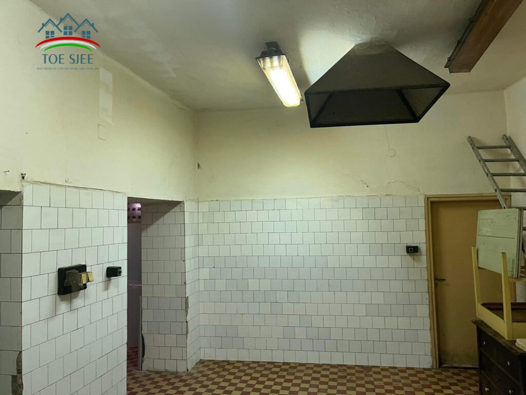 Eladó 365 m²-es vendéglátó egység Poroszlón, 150 m²-es telken – 6