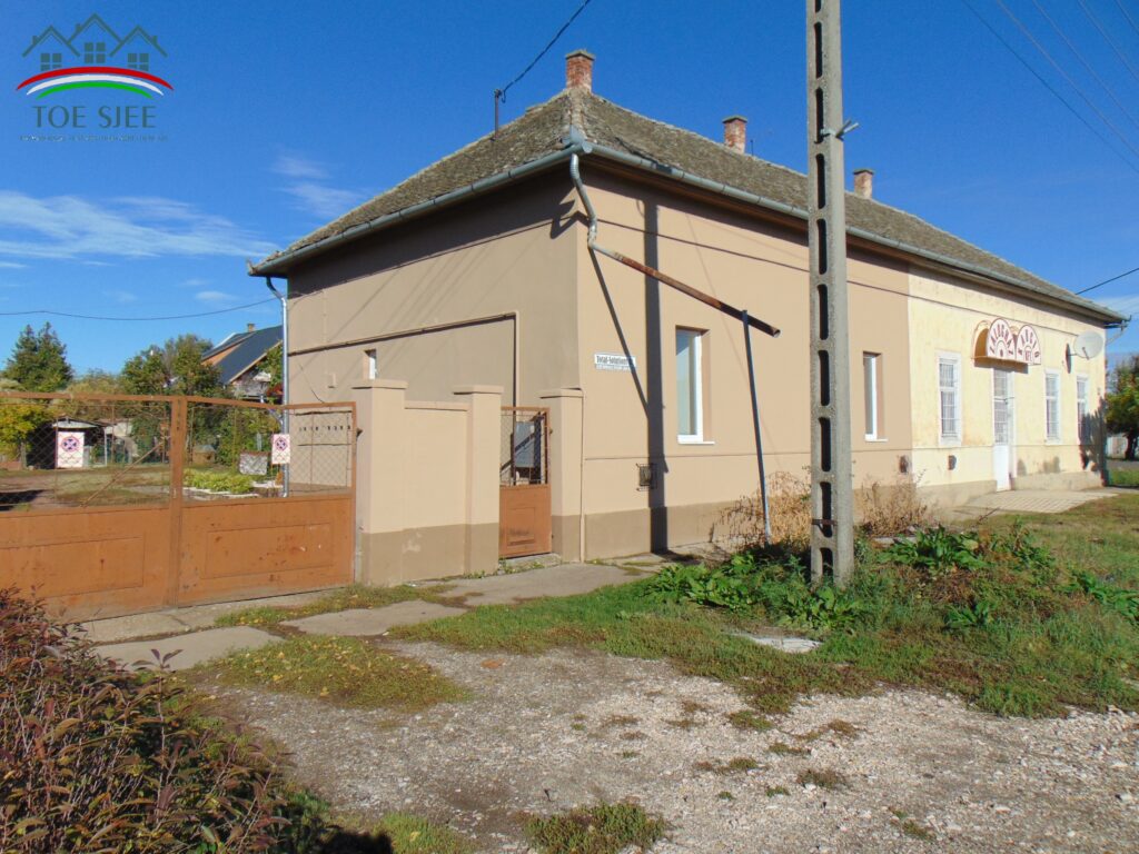 Eladó családi ház Kunhegyesen, 62 m² – 1