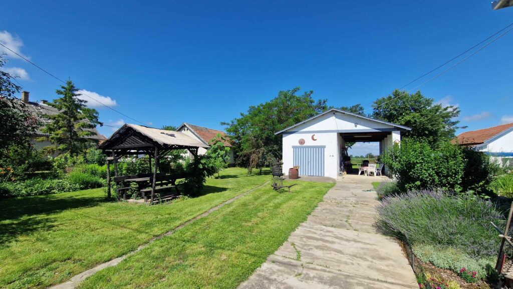 Eladó 125 m²-es családi ház Tiszaszentimrén, 4515 m²-es telken – 11
