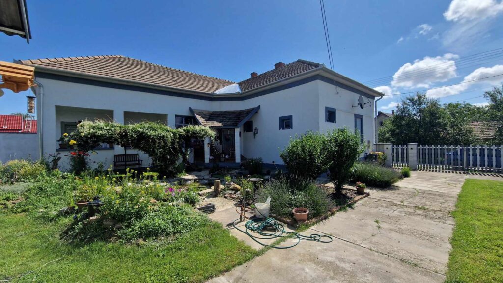 Eladó 125 m²-es családi ház Tiszaszentimrén, 4515 m²-es telken – 3