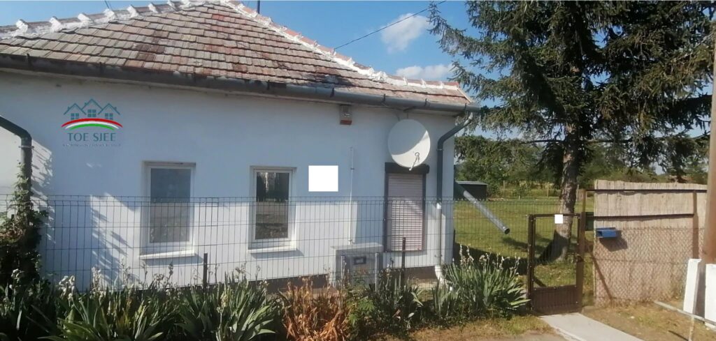 Eladó 55 m²-es családi ház Sarudon, 1258 m²-es telken – 1