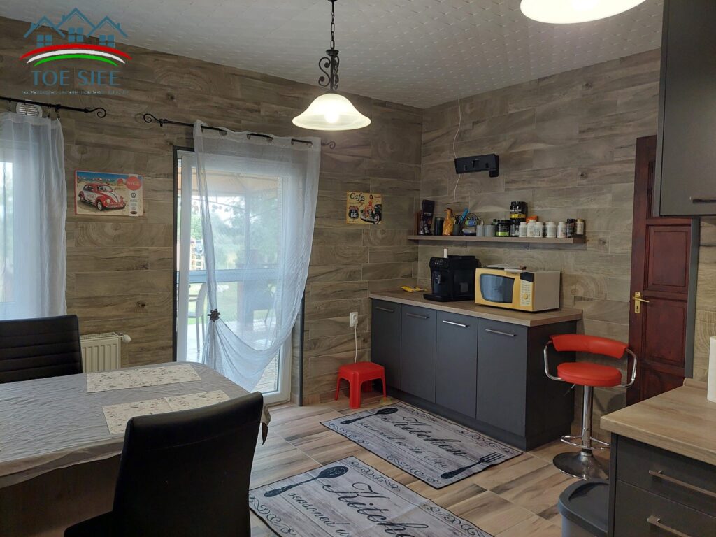 Eladó 120 m²-es családi ház Tiszaföldváron, 1023 m²-es telken – 6