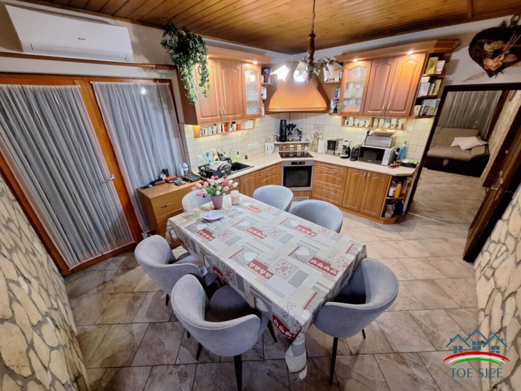 Eladó 121 m²-es birtok Tiszajenőn, 2084 m²-es telken – 4