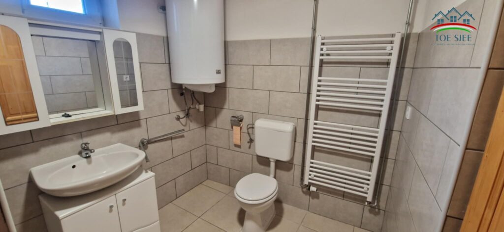 Eladó 100 m²-es családi ház Abádszalókon, 900 m²-es telken – 9