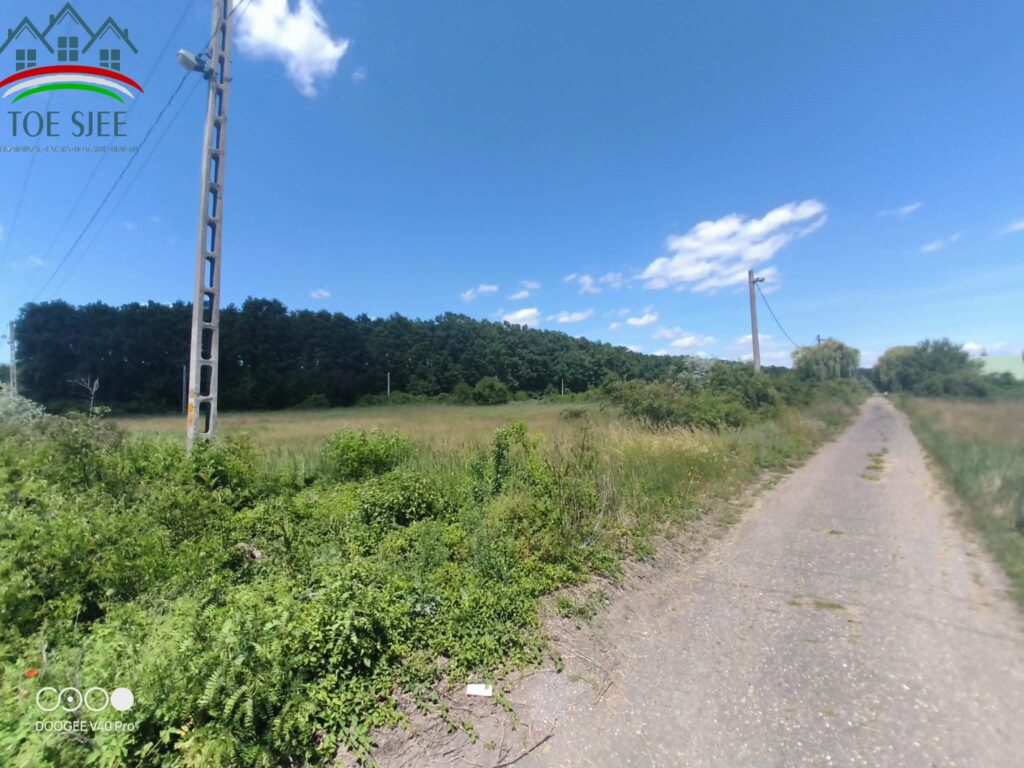 Eladó telek Abádszalókon, 561 m² – 2